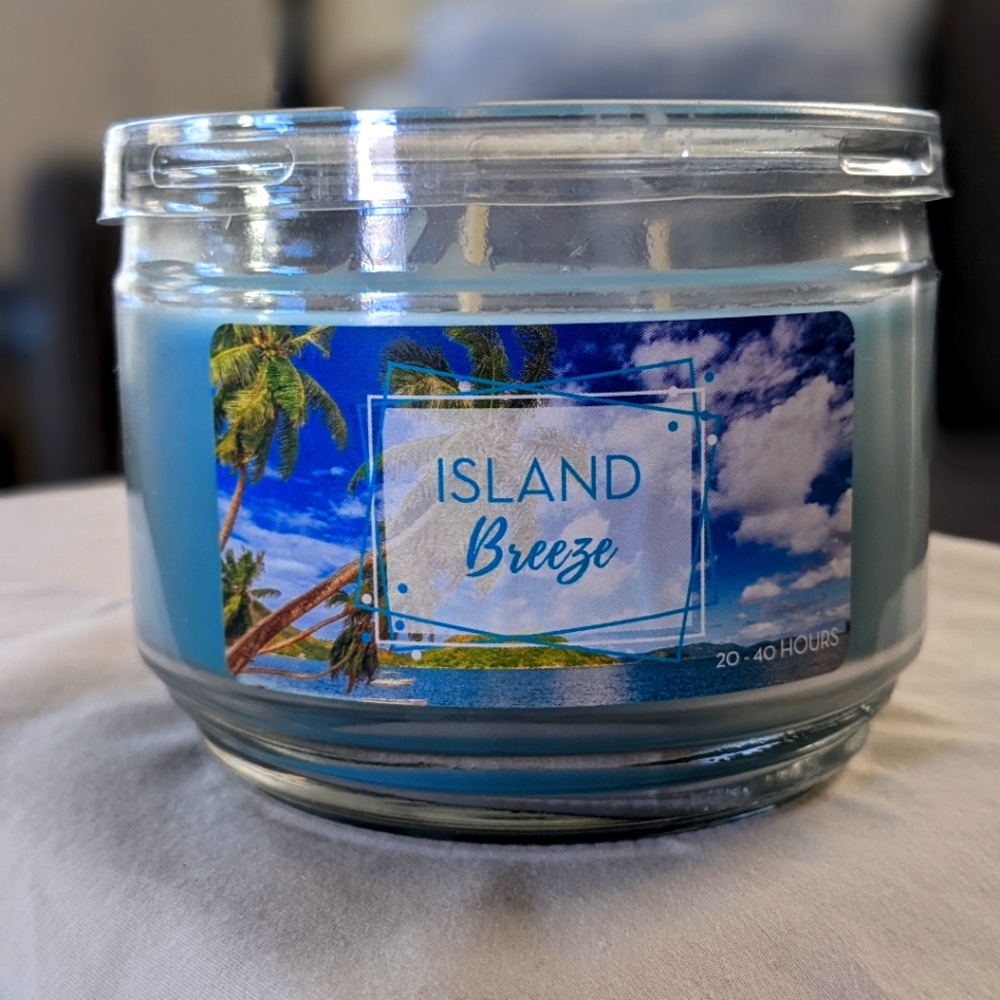Island Breeze candle